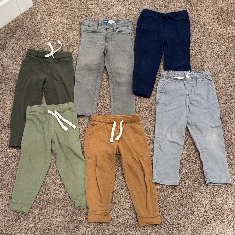 Lot of 6 old Navy Kids Jeans and Joggers - Gray, Blue, Green, Tan